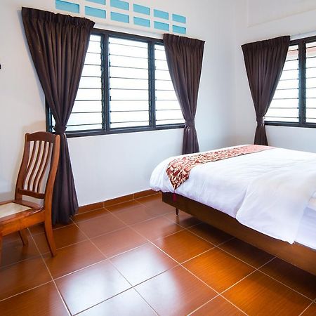 Singvillage Holiday House Mersing Buitenkant foto